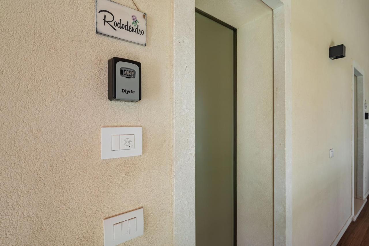Ca Mia Rododendro & Mughetto Rooms Vicenza Esterno foto